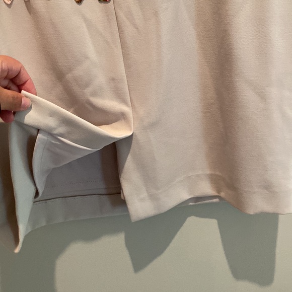 Tahari NWT! Sleeveless Dress Floral Embroidery Woman’s Size 10 - Picture 6 of 8